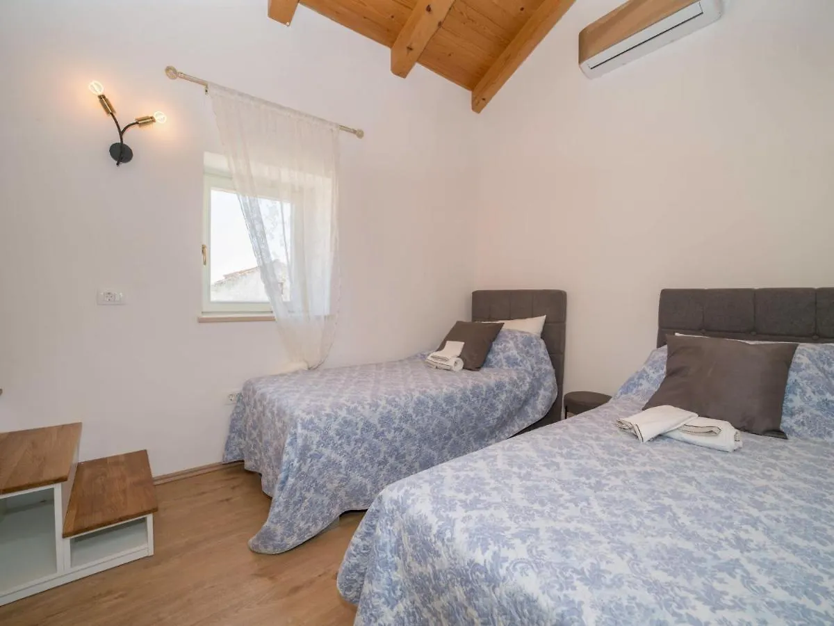 Holiday Home Villa Caterina By Interhome Fiorini Croatia